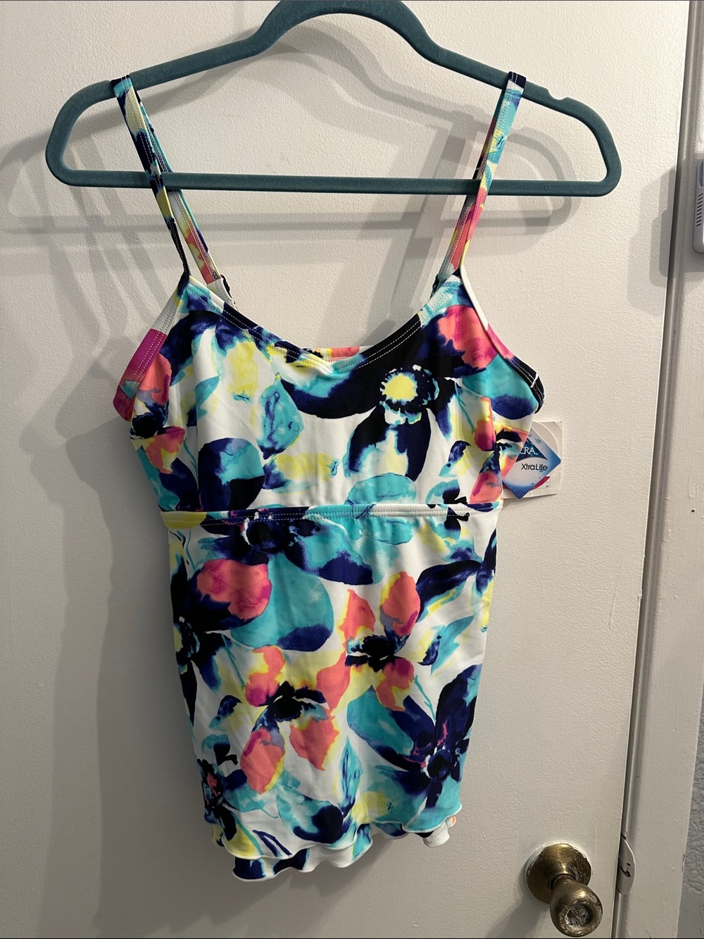 Croft & Barrow Pastel Watercolor Swim Top in White, Pink & Teal